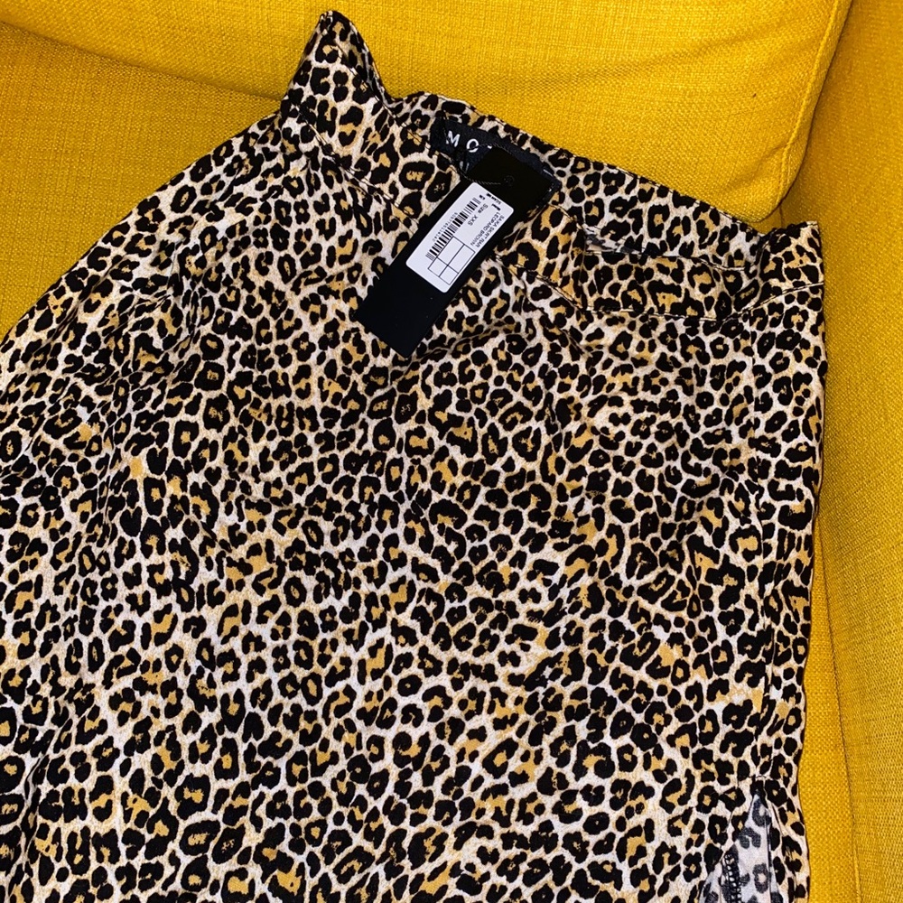 Motel rocks NWT midi cheetah skirt with slit